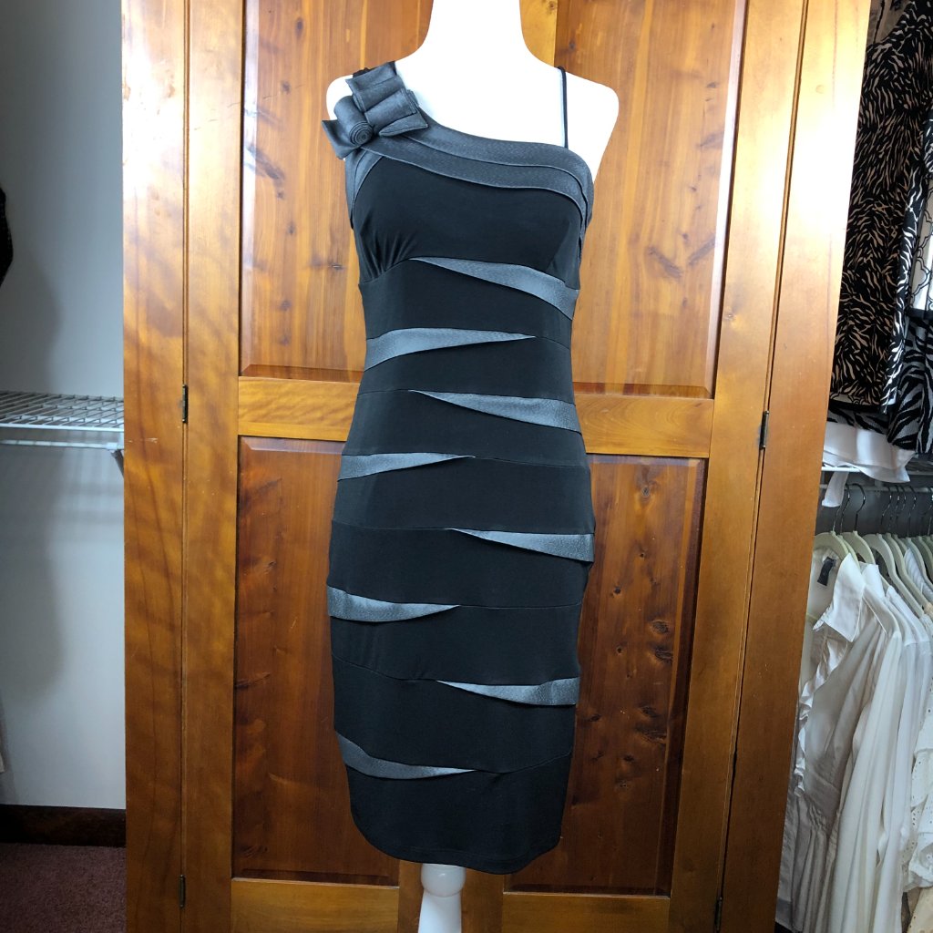 Valerie Bertinelli Black & Silver One Shoulder Cocktail Party Dress Glamcore Y2k